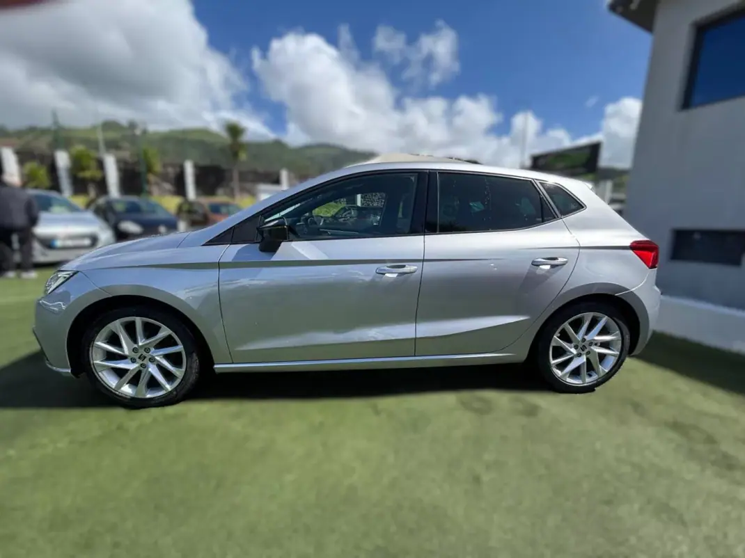 SEAT Ibiza 2021 - 18990 EUR, 52452 km - AUTO.MOTO.pt - 52452km - foto 2 de 14