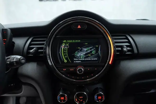 MINI 5 Portas 2017 - 14950 EUR, 89000 km - AUTO.MOTO.pt - 89000km - foto 30 de 36