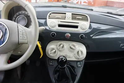 Fiat 500 2015 - 7700 EUR, 114884 km - 114884km - foto 19 de 19