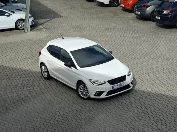 SEAT Ibiza 2022 - 17250 EUR, 70500 km - AUTO.MOTO.pt - 70500km - foto 12 de 31