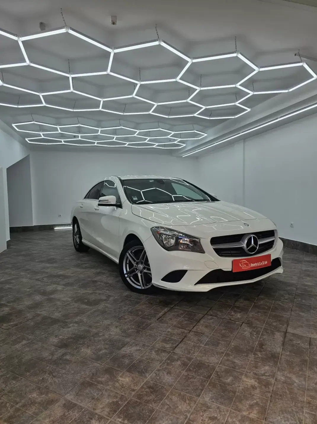 Mercedes-Benz CLA 180 2015 - 14000 EUR, 205367 km - 205367km - foto 28 de 51