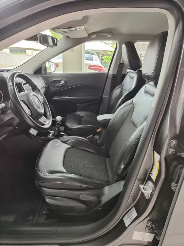 Jeep Compass 2018 - 17250 EUR, 110000 km - AUTO.MOTO.pt - 110000km - foto 13 de 34