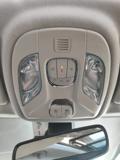 Jeep Compass 2021 - 22500 EUR, 107000 km - AUTO.MOTO.pt - 107000km - foto 42 de 45