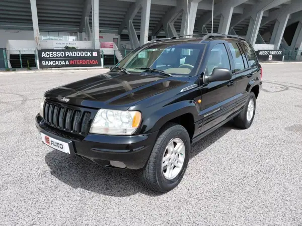Jeep Grand Cherokee 2000 - 6490 EUR, 221450 km - AUTO.MOTO.pt - 221450km - foto 2 de 39