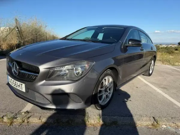 Mercedes-Benz CLA 180 d Shooting Brake Aut. 2017 Diesel — 168 000 km · Lisboa Mercedes-Benz CLA 180 2017