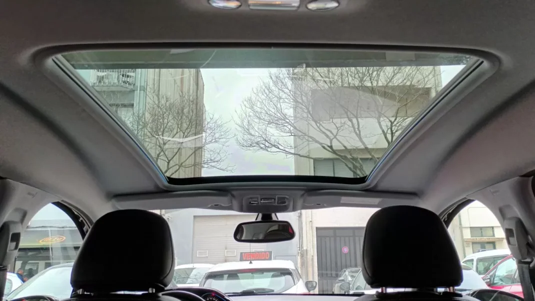 Peugeot 2008 2016 - 13750 EUR, 44423 km - AUTO.MOTO.pt - 44423km - foto 16 de 58