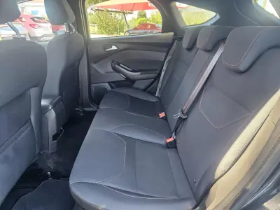 Ford Focus C-Max 2018 - 14500 EUR, 108000 km - 108000km - foto 19 de 37