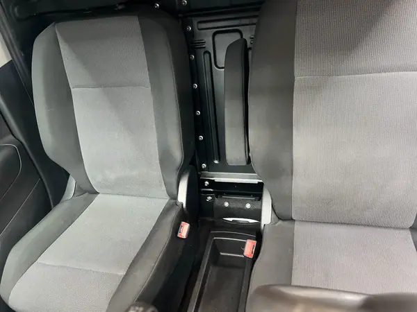 Citroën Berlingo 1.5 Bluehdi M 102cv 2020 - 11900 EUR, 155500 km - AUTO.MOTO.pt - 155500km - foto 12 de 15