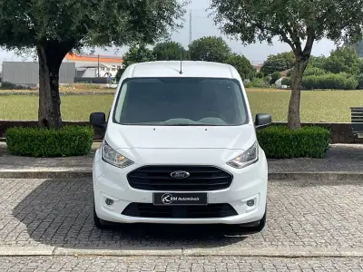 Ford Transit Connect 2018 - 12900 EUR, 138000 km - AUTO.MOTO.pt - 138000km - foto 3 de 37