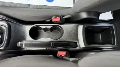 Fiat Tipo Station Wagon 2019 - 12750 EUR, 75000 km - AUTO.MOTO.pt - 75000km - foto 28 de 32