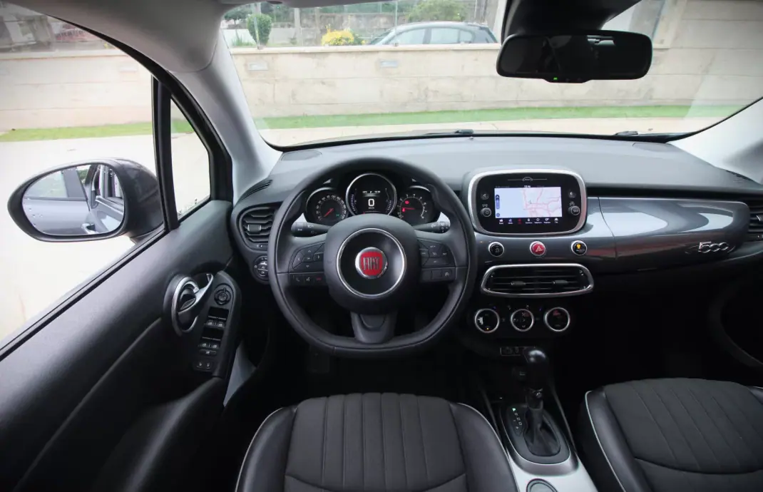 Fiat 500X 2018 - 14990 EUR, 99000 km - 99000km - foto 12 de 31