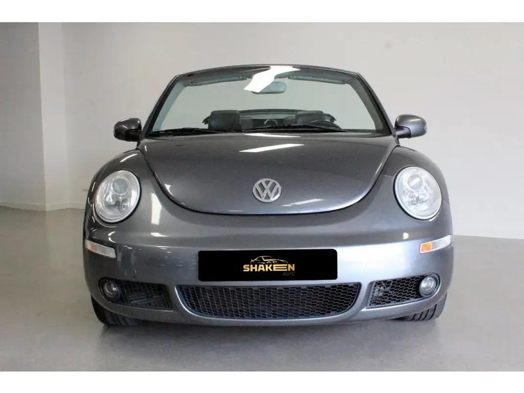 Volkswagen New Beetle Cabriolet 2007 - 7990 EUR, 161340 km - AUTO.MOTO.pt - 161340km - foto 2 de 19