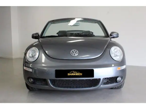 Volkswagen New Beetle Cabriolet 2007 - 7990 EUR, 161340 km - AUTO.MOTO.pt - 161340km - foto 2 de 19