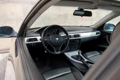 BMW 320 2007 - 12490 EUR, 230000 km - AUTO.MOTO.pt - 230000km - foto 42 de 42