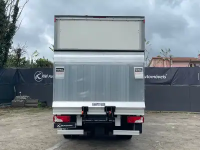 Mercedes-Benz Sprinter 515 CDI Contentor + Plataforma Elevatória 2022 - 46900 EUR, 72000 km - AUTO.MOTO.pt - 72000km - foto 6 de 30