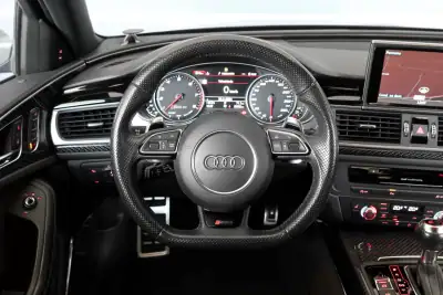Audi RS6 Avant 2016 - 79500 EUR, 97291 km - AUTO.MOTO.pt - 97291km - foto 7 de 19