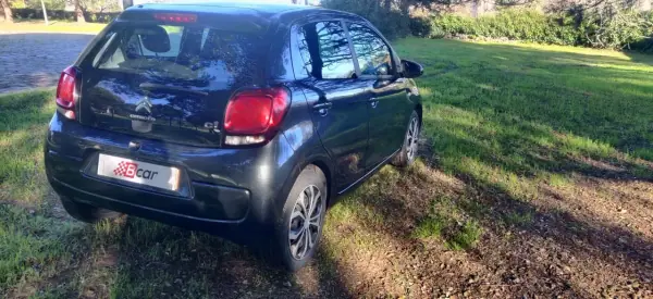 Citroën C1 2017 - 8450 EUR, 117000 km - AUTO.MOTO.pt - 117000km - foto 12 de 33