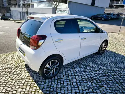 Peugeot 108 2018 - 9999 EUR, 180453 km - AUTO.MOTO.pt - 180453km - foto 29 de 60