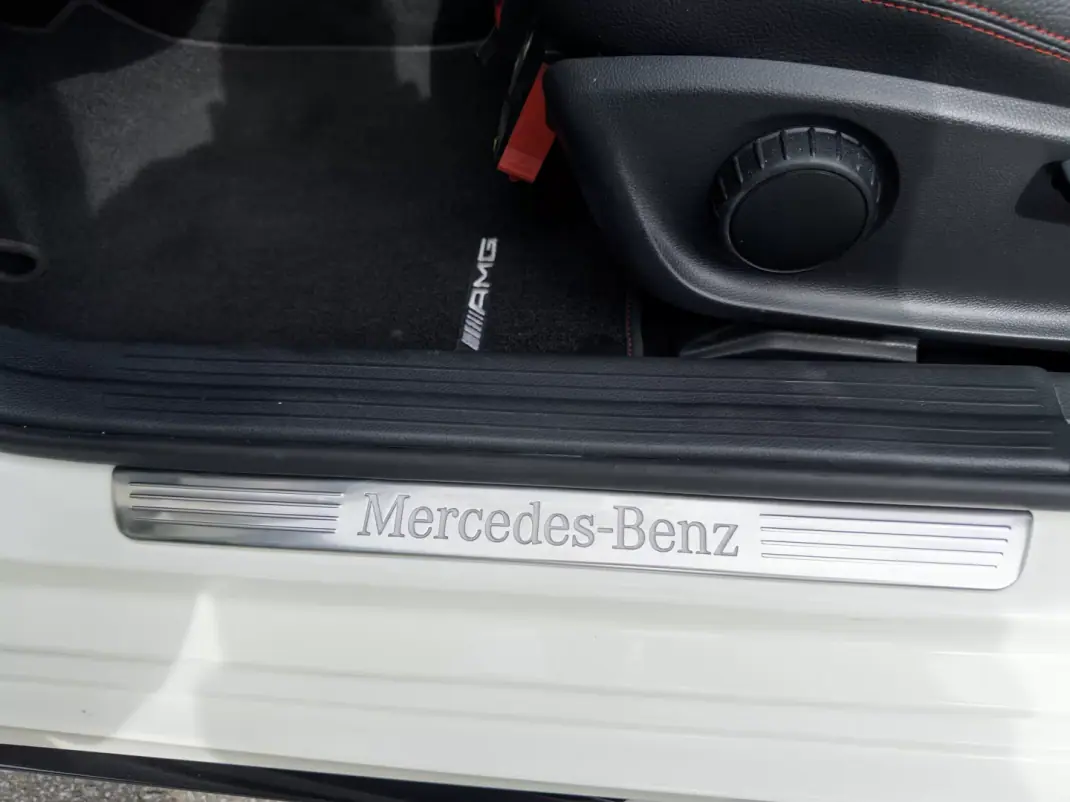 Mercedes-Benz A 180 2015 - 16990 EUR, 131000 km - 131000km - foto 15 de 35