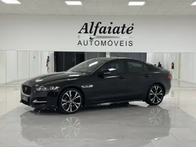 Jaguar XE 2016 - 15990 EUR, 184000 km - AUTO.MOTO.pt - 184000km - foto 17 de 26