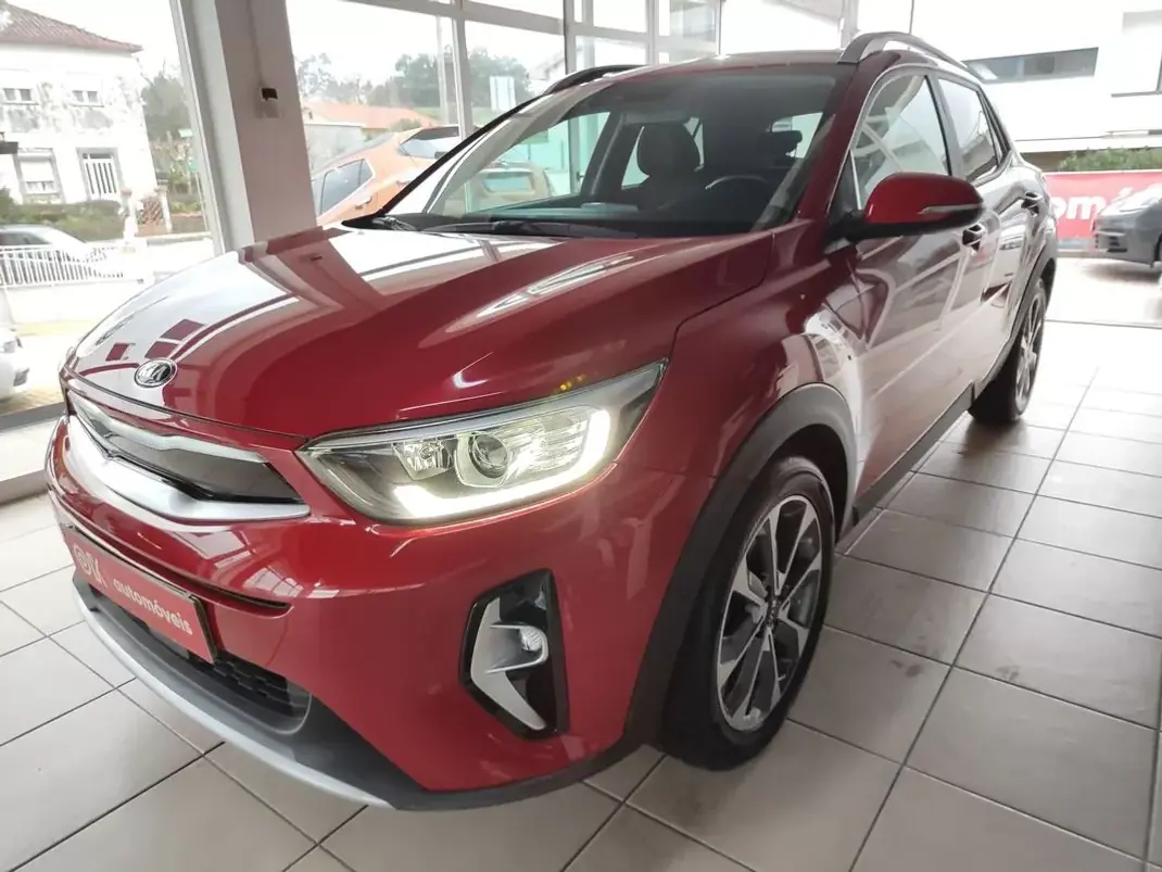 Kia Stonic 2021 - 14950 EUR, 29990 km - AUTO.MOTO.pt - 29990km - foto 5 de 33
