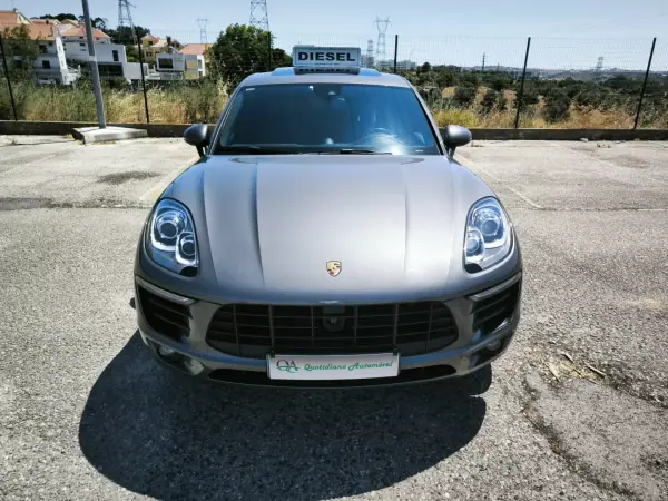 Porsche Macan 2014 - 42950 EUR, 177239 km - AUTO.MOTO.pt - 177239km - foto 20 de 59