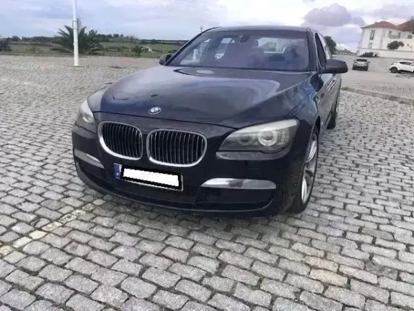 BMW 740 2012 - 14999 EUR, 320000 km - AUTO.MOTO.pt - 320000km - foto 2 de 19