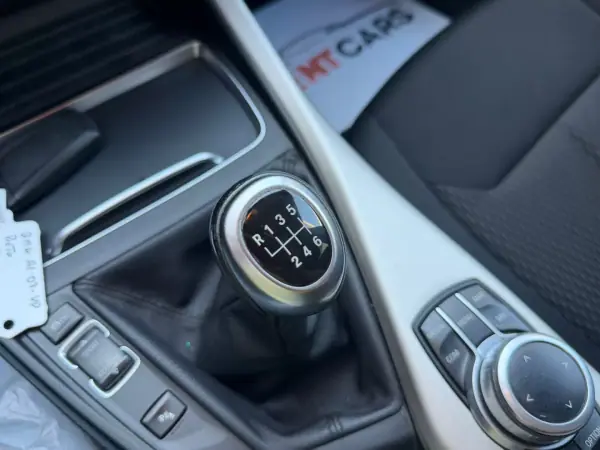 BMW 116 2018 - 14900 EUR, 147270 km - AUTO.MOTO.pt - 147270km - foto 10 de 17