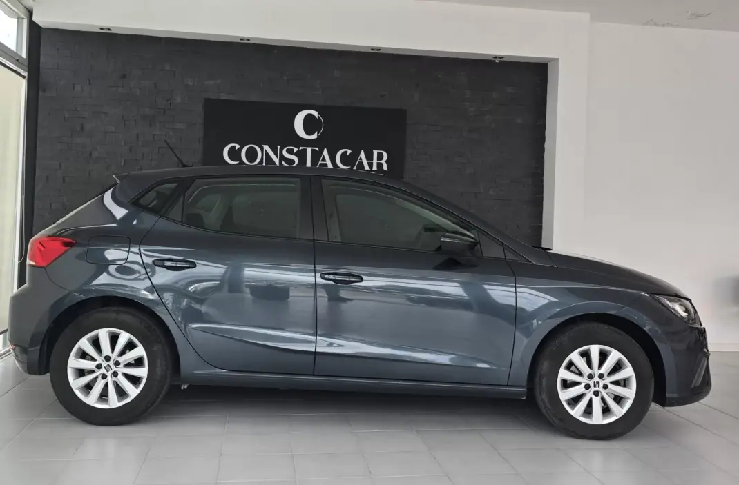 SEAT Ibiza 2024 - 16950 EUR, 66871 km - AUTO.MOTO.pt - 66871km - foto 6 de 32