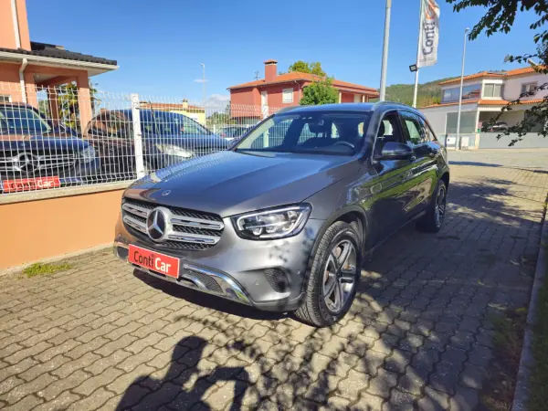 Mercedes-Benz GLC 300 2020 — foto 3 de 15