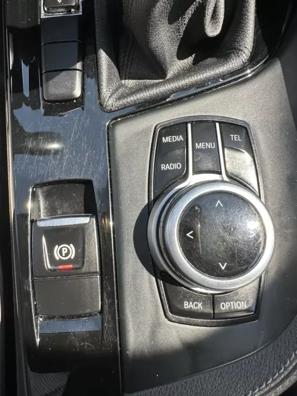 BMW X1 2016 - 17900 EUR, 200000 km - AUTO.MOTO.pt - 200000km - foto 43 de 66