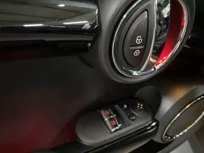 MINI 2019 - 20950 EUR, 82000 km - AUTO.MOTO.pt - 82000km - foto 17 de 20