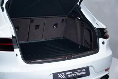 Porsche Macan 2016 - 49950 EUR, 131000 km - AUTO.MOTO.pt - 131000km - foto 11 de 53