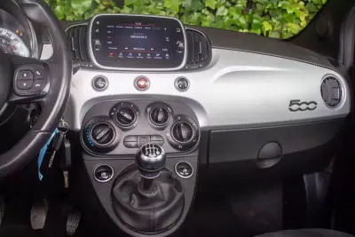 Fiat 500C 2021 - 11900 EUR, 110000 km - AUTO.MOTO.pt - 110000km - foto 17 de 17