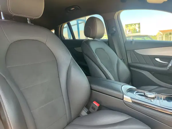 Mercedes-Benz GLC 250 2018 - 43900 EUR, 83000 km - AUTO.MOTO.pt - 83000km - foto 20 de 29