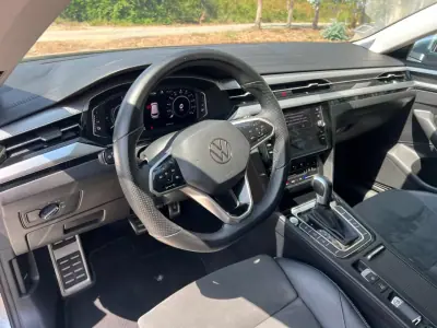 Volkswagen Arteon Shooting Brake 2021 - 27900 EUR, 89450 km - AUTO.MOTO.pt - 89450km - foto 30 de 43