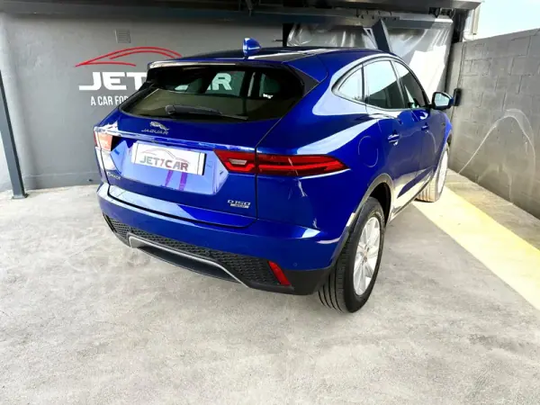 Jaguar E-Pace 2018 - 27990 EUR, 120110 km - AUTO.MOTO.pt - 120110km - foto 4 de 32