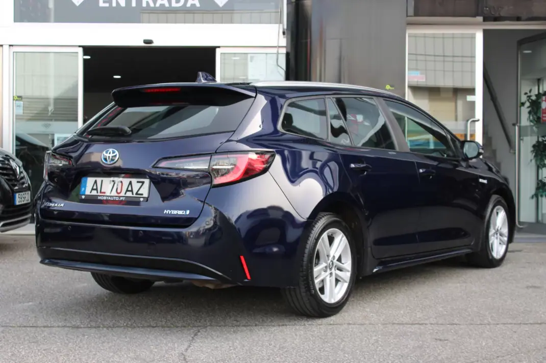 Toyota Corolla Touring Sports 2021 - 21900 EUR, 126096 km - AUTO.MOTO.pt - 126096km - foto 4 de 26