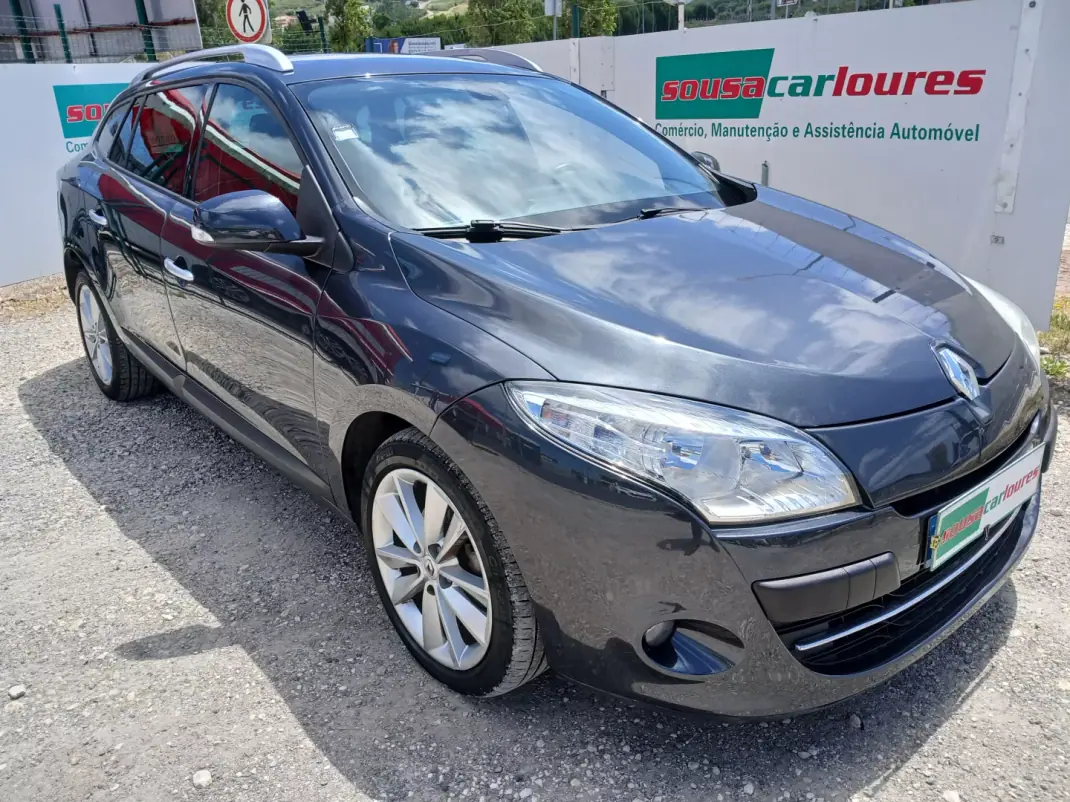 Renault Mégane Sport Tourer 2010 - 6350 EUR, 169329 km - AUTO.MOTO.pt - 169329km - foto 5 de 24