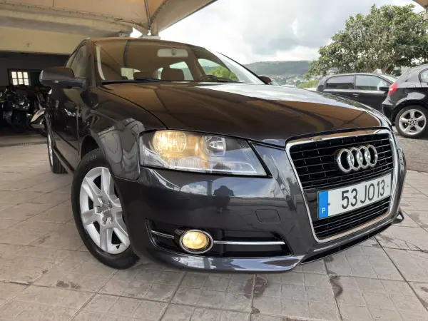 Audi A3 Sportback 2010 - 11500 EUR, 143558 km - AUTO.MOTO.pt - 143558km - foto 12 de 29