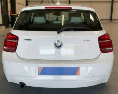 BMW 118 2013 - 11900 EUR, 207000 km - AUTO.MOTO.pt - 207000km - foto 4 de 11