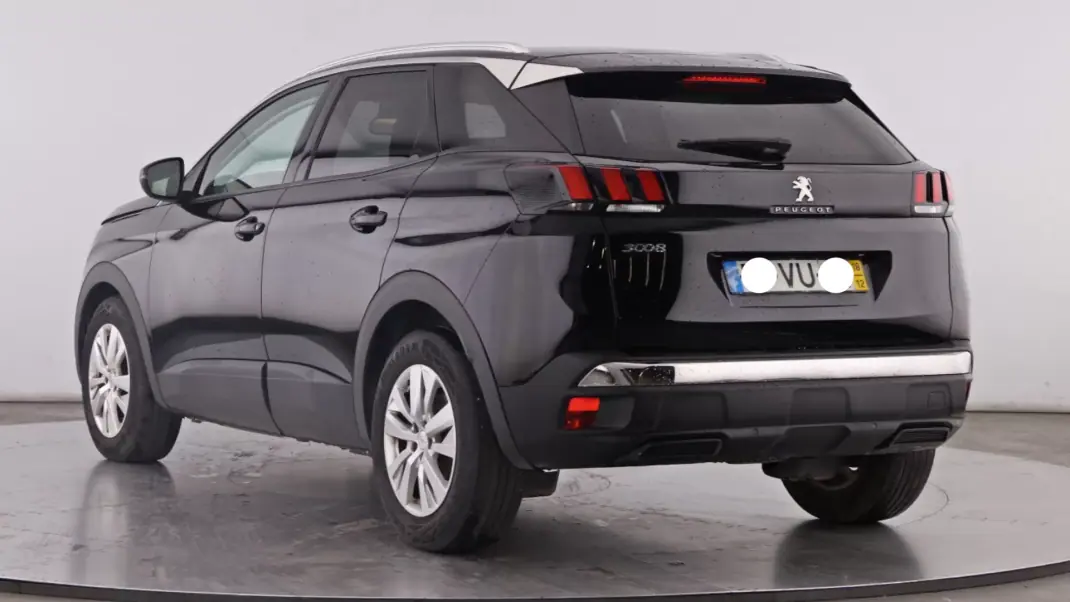 Peugeot 3008 2018 - 15500 EUR, 98159 km - 98159km - foto 3 de 8