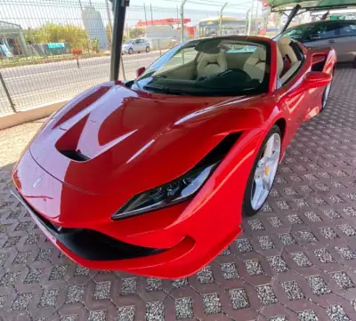 Ferrari F8 Tributo 2022 - 425600 EUR, 4336 km - AUTO.MOTO.pt - 4336km - foto 4 de 54