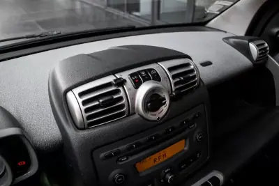 Smart ForTwo Coupé 2008 - 5550 EUR, 114127 km - AUTO.MOTO.pt - 114127km - foto 15 de 22