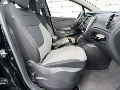 Renault Captur 2016 - 12990 EUR, 142000 km - AUTO.MOTO.pt - 142000km - foto 23 de 23