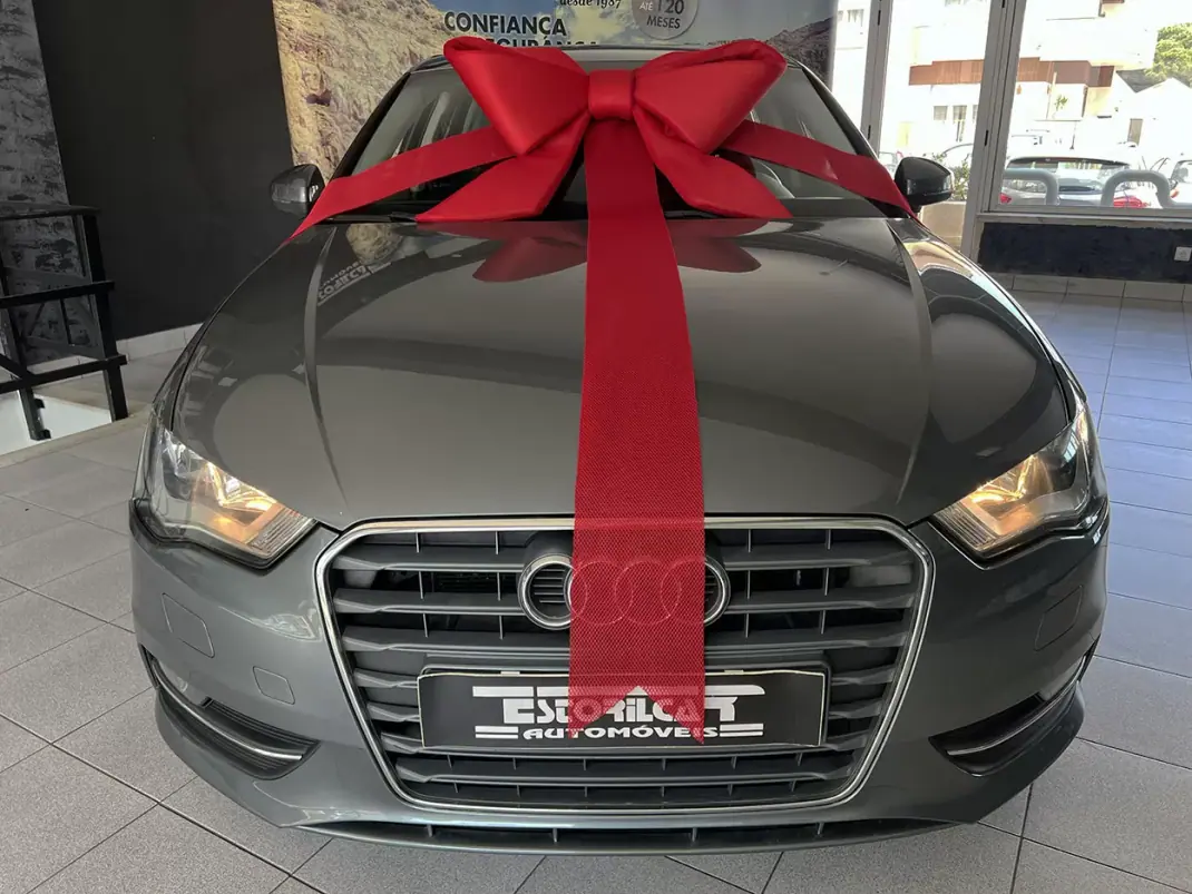 Audi A3 Sportback 2016 - 11900 EUR, 235294 km - AUTO.MOTO.pt - 235294km - foto 5 de 22