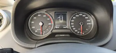 SEAT Ibiza 2017 - 13500 EUR, 90316 km - AUTO.MOTO.pt - 90316km - foto 8 de 9