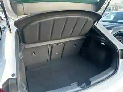 Cupra Leon 2023 - 28 EUR, 55 km - AUTO.MOTO.pt - 55km - foto 3 de 7