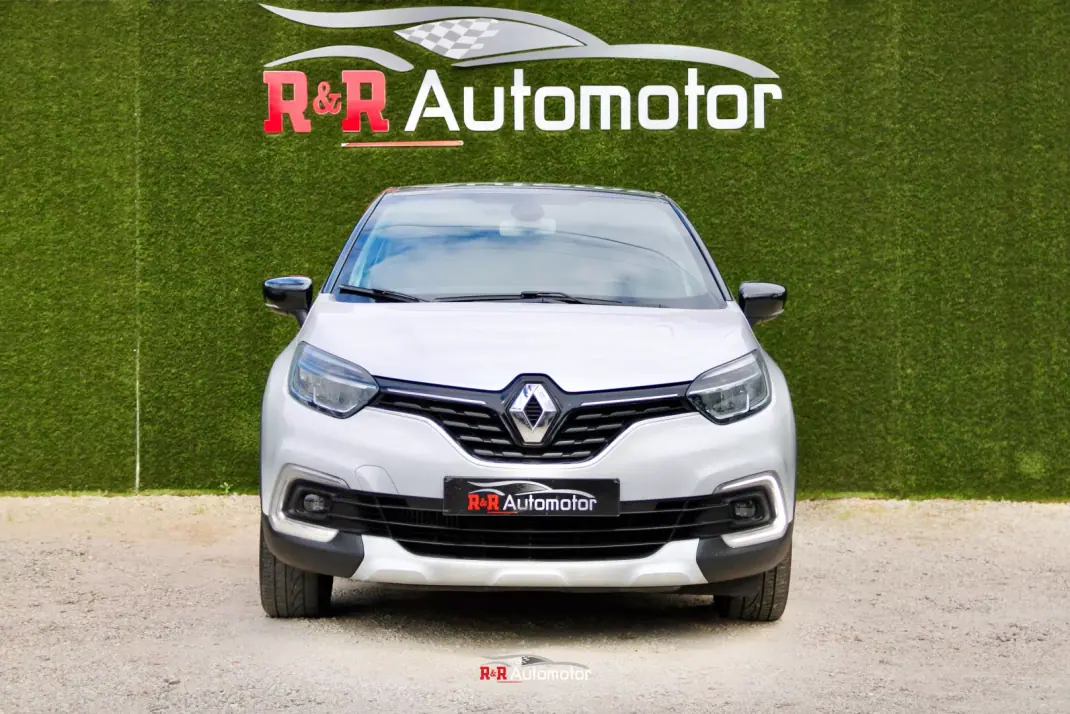 Renault Captur 2019 - 14800 EUR, 98000 km - AUTO.MOTO.pt - 98000km - foto 4 de 27
