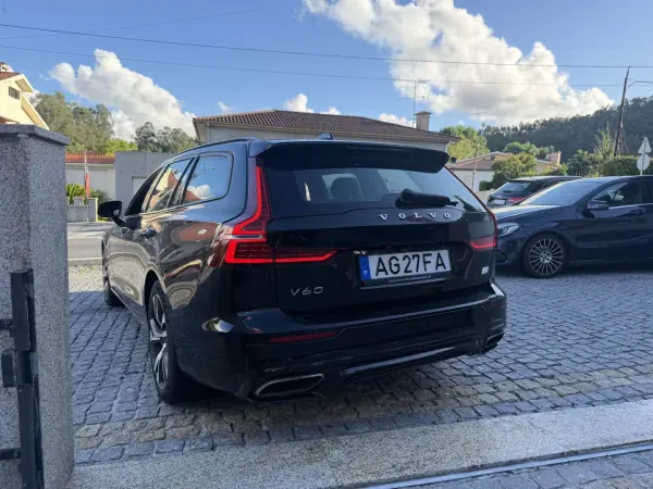 Volvo V60 2.0 T8 AWD TE R-Design 2021 Hybrid Plug-In